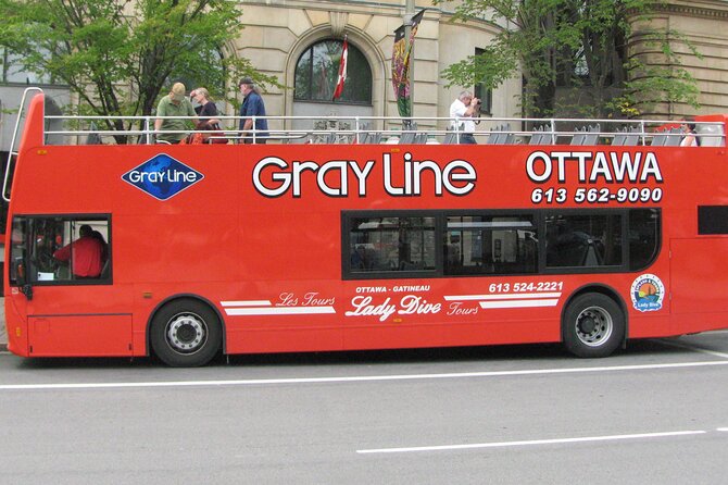Ottawa Hop-On Hop-Off Sightseeing Tour - How the guide’s delivery affects your experience