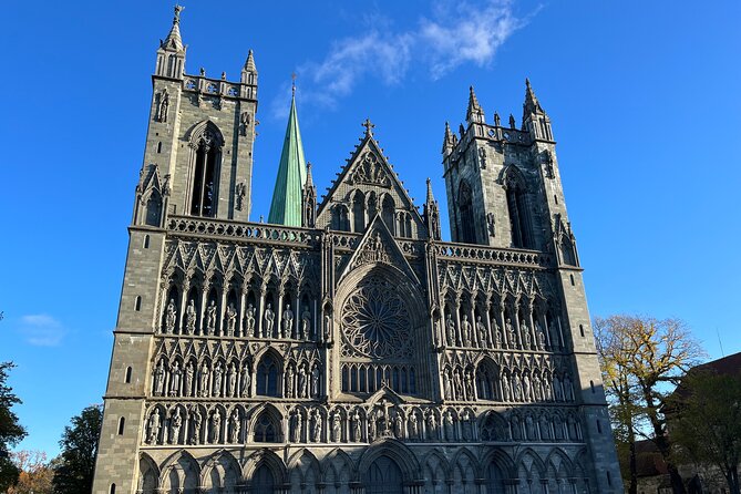 Panorama Bus Tour with Audio Guide - Nidaros Cathedral: the main event, and why 30 minutes can be enough