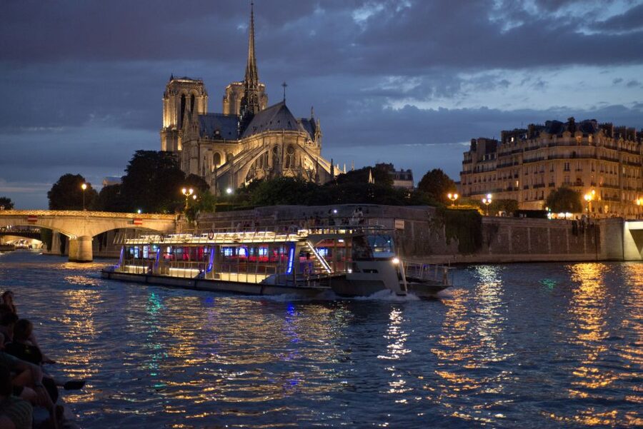 Paris: Big Bus Hop-on Hop-off Tour and Seine River Cruise - How the Big Bus pass fits into a real Paris itinerary