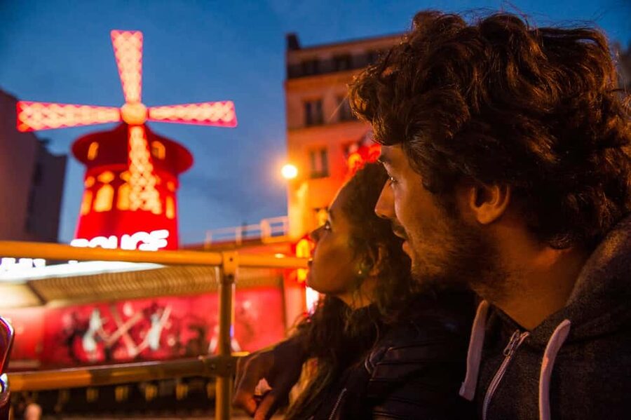 Paris: Big Bus Panoramic Night Tour by Open-Top Bus - Finding the Start: 156 Avenue des Champs-Élysées Without the Headache