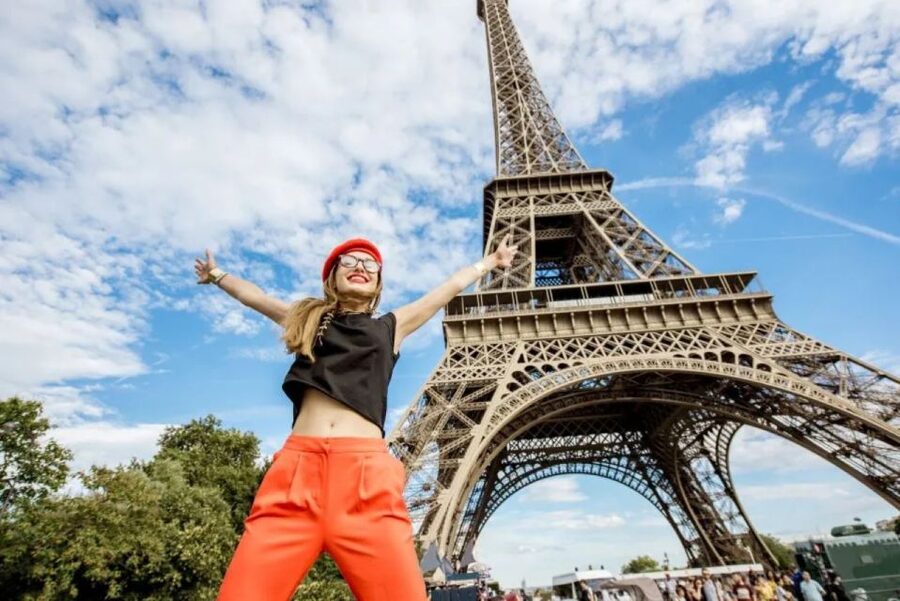 Paris: Eiffel Tower, Hop-On Hop-Off Bus, Seine River Cruise - Price and value: what $152 gets you (and what you still manage)