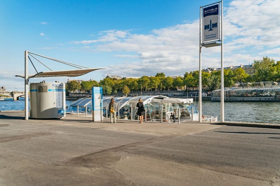 Paris: Hop-On Hop-Off Seine Cruise Pass with 9 Stops - Notre-Dame and the Latin Quarter Energy From Quai de Montebello