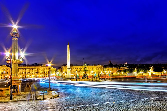 Paris Lights Evening Bus Tour with Eiffel Tower Summit Option - Les Invalides, Alexandre III, Île de la Cité, and St-Germain-des-Prés