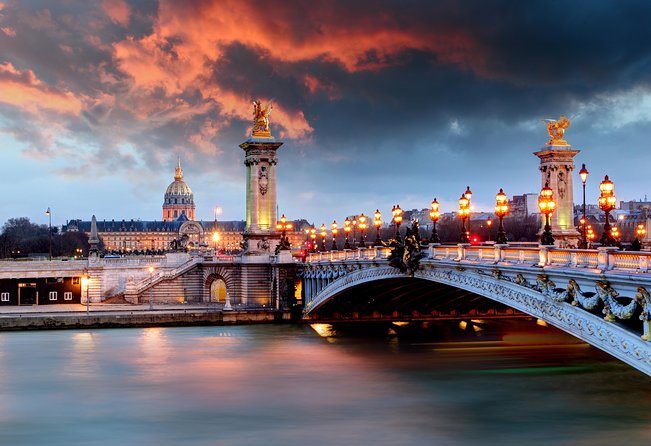 Paris Lights Evening Bus Tour with Eiffel Tower Summit Option - The Eiffel Tower summit upgrade: elevator access and the trade-off