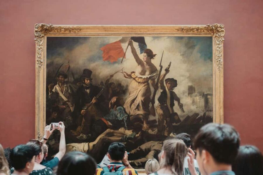 Paris: Louvre Museum Access with Host and Hop-On Hop-Off Bus - Meeting at Arc du Carrousel: the Louvre-friendly start