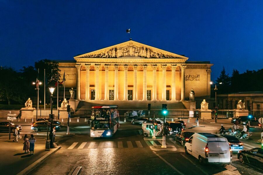 Paris: Night Bus Tour with Audioguide - How this Paris night bus tour fits your first-night plan