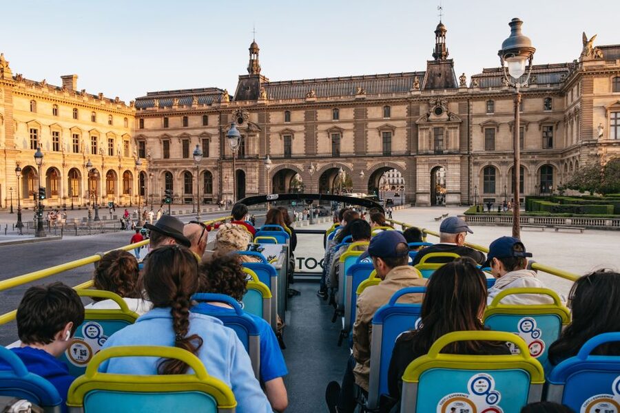 Paris: Tootbus Panoramic by Night Bus Tour with Audioguide - Place de la Concorde and Champs-Élysées: The Straight-Line Paris View