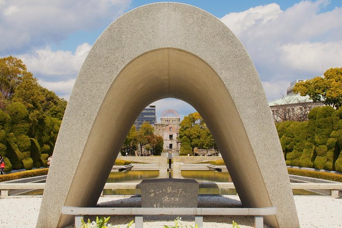 Peaceful Hiroshima & Miyajima UNESCO 1 Day Bus Tour - Guides, audio, and pacing: why the 8 hours feel manageable