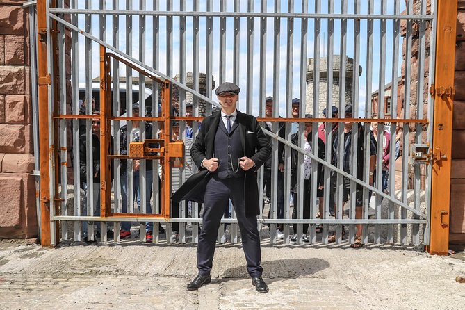 Peaky Blinders Coach Tour of Outer Liverpool & The Wirral - The guide and driver combo: why it matters more than you think