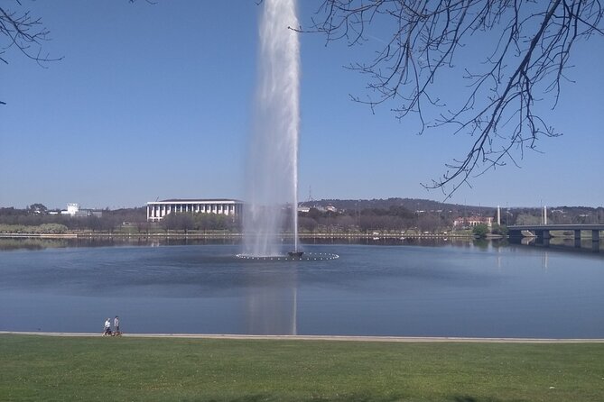 Personalised Sightseeing in Canberra, with John - Where you start matters: CMAG as your base