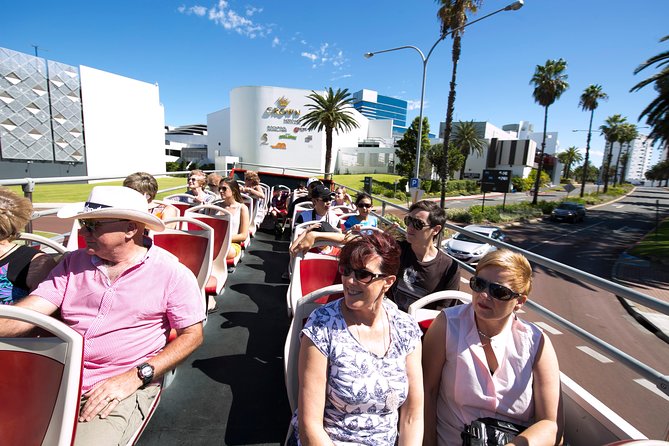 Perth Hop-On Hop-Off Bus Tour - The Perth Hop-On Hop-Off loop: a fast way to get your bearings