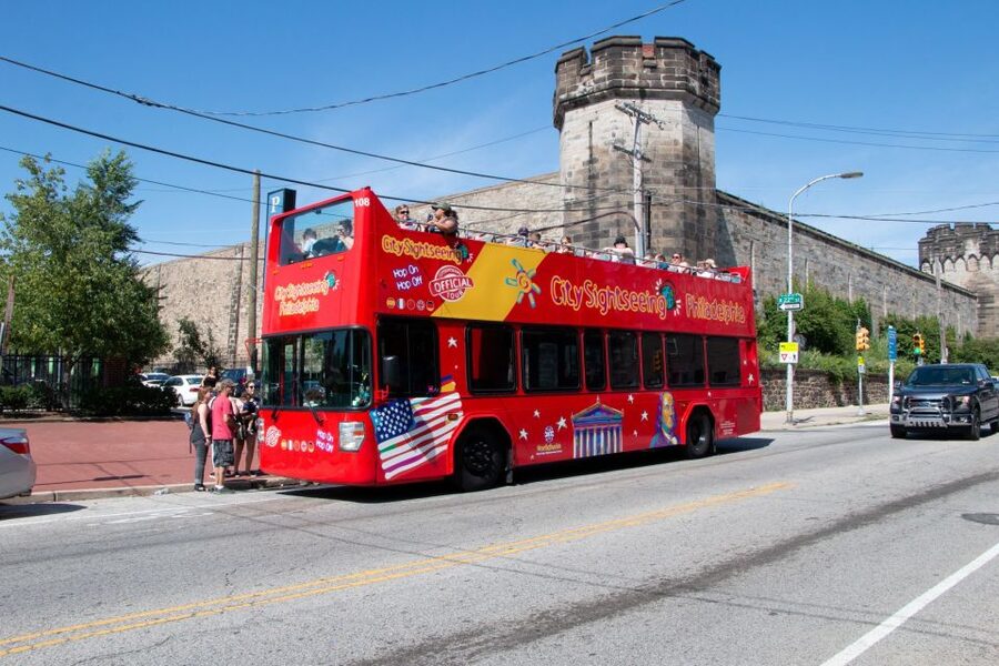 Philadelphia: Open-Top Nighttime Bus Tour - How the Open-Top Philadelphia Night Bus Tour Works in 75 Minutes