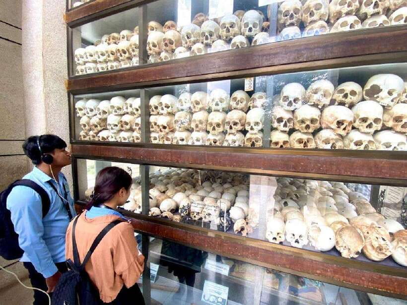 Phnom Penh: Killing Fields and Prison S21 Bus Tour - Getting to Prison S21 without the headache