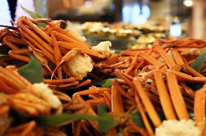 Play with Snow Crab Buffet Lunch and Strawberry Picking Bus Tour - Stop 2: Kobe Harborland crab buffet lunch at Buffet Dining The HARBOR
