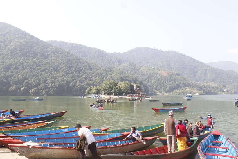 Pokhara: Full-Day Sharing Bus Tour on 7 Iconic Destination - The Route: A 6-Hour Shared Bus Loop That Hits Pokhara’s Key Icons