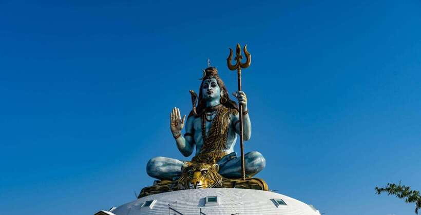 Pokhara: Full-Day Sharing Bus Tour on 7 Iconic Destination - Bat Cave and the Seti River: Real Nature Moments in a Tight Schedule