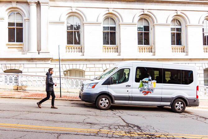 Portland's Best Craft Beverages Bus Tour - Stop 3 at Portland Beer Hub: the beer-scene finale