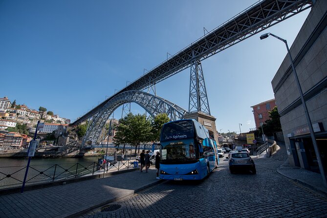 Porto Hop On Hop Off Bus Tour with Wine tasting & Night tour - Wine tasting plan: getting your free Port without stress