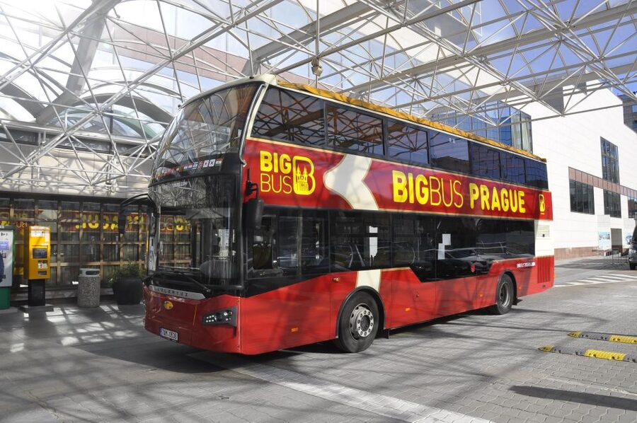 Prague: Big Bus Hop-on Hop-off, Castle Tour and River Cruise - Why this Prague bus-and-boat combo works so well