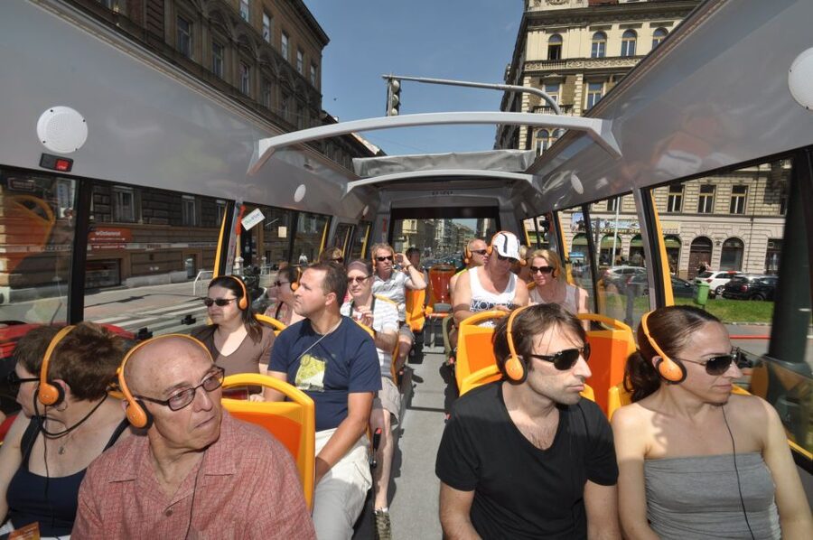 Prague: Big Bus Hop-on Hop-off, Castle Tour and River Cruise - Hop-off stops that actually change what you see