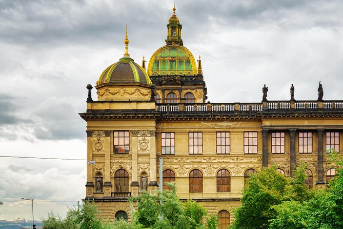 Prague: Bus Tour, Walking Tour, River Cruise and Lunch - Kampa and Charles Bridge: a scenic connector, not a detour