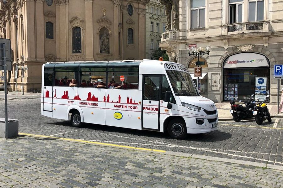 Prague: Historic City Center Bus Tour with Top Sights - Dancing House, National Museum, Rudolfinum, and Powder Tower