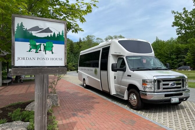Premium Narrated Bus Tour of Bar Harbor and Acadia National Park (3.5 Hours) - Stop 2: Thunder Hole along Ocean Drive—watch the waves, don’t get wet (about 25 minutes)
