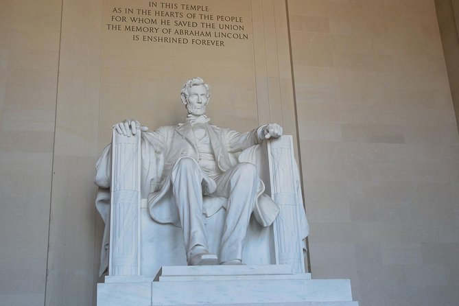 Presidential DC: Capitol Hill + DC Bus Tour, US Capitol Entry - How the bus-and-walk format works (and why it’s a good fit)