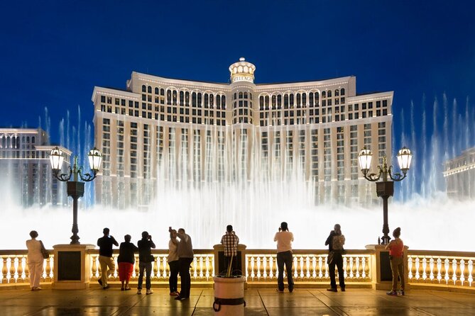 Private Party Bus Tour of the Las Vegas Strip Champagne Toast - What you pay: $289 per group and how to judge value