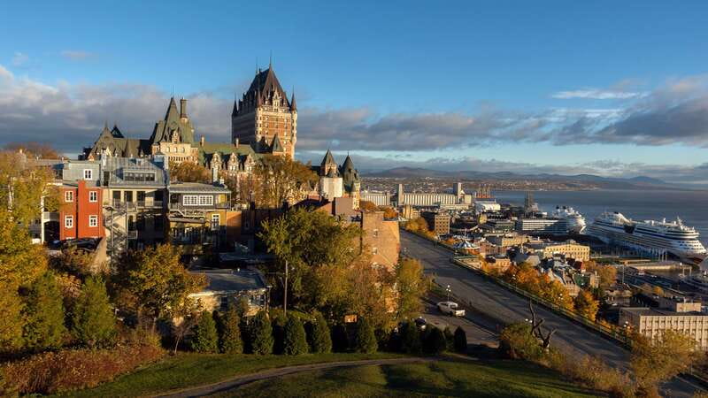 Quebec City: Old Town and Montmorency Falls Bus Tour - Meeting at Place d’Armes by Château Frontenac