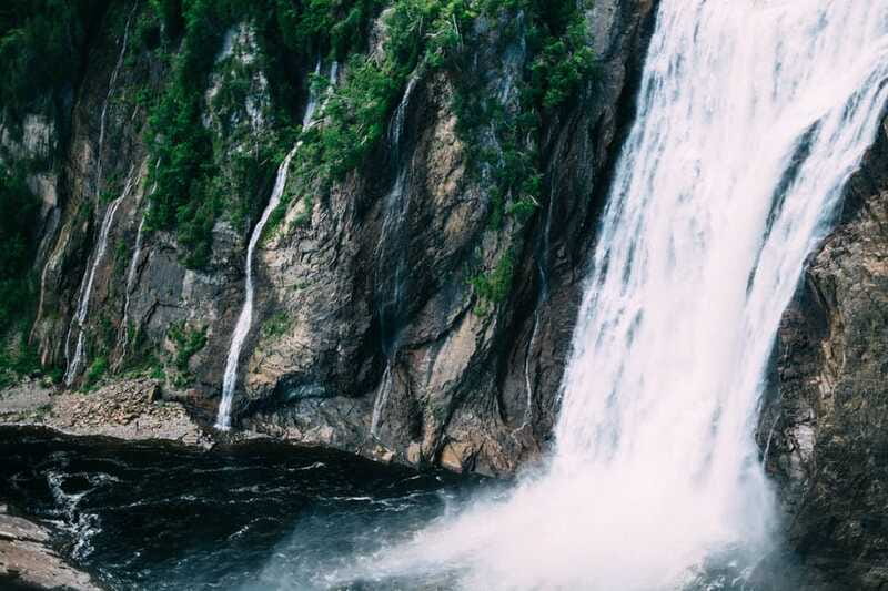 Quebec City: Old Town and Montmorency Falls Bus Tour - Bus comfort and group size: why a smaller vehicle helps
