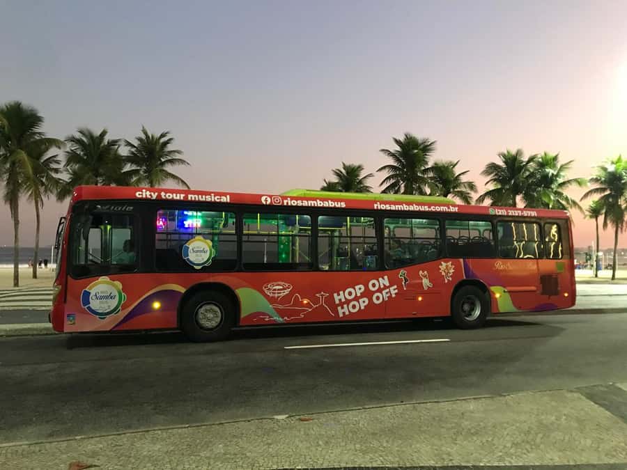 Rio Samba Bus: hop-on hop-off city tour in Rio de Janeiro - Sugarloaf Mountain and Morro da Urca: the view payoff