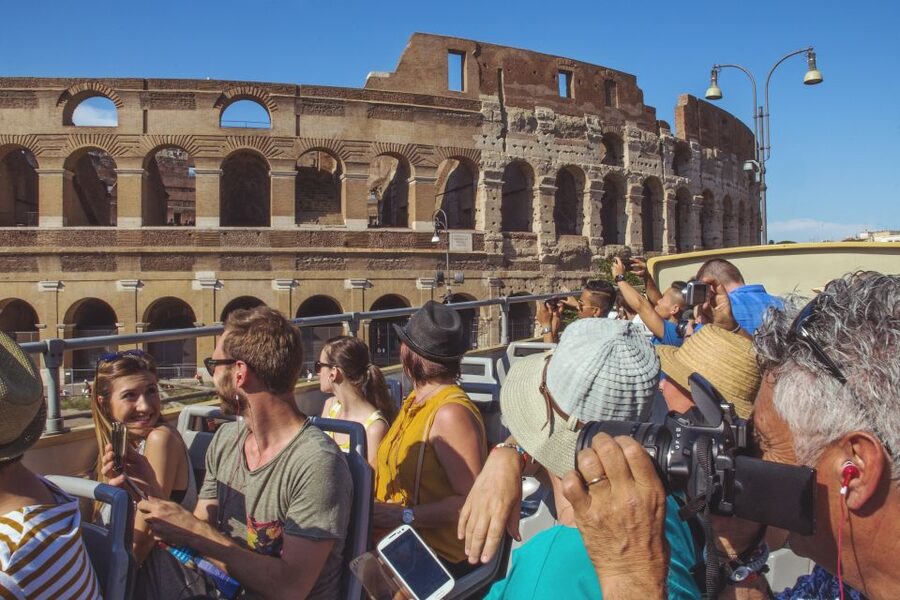 Rome: Hop-On Hop-Off Bus and Optional Cruise Port Transfer - Colosseum, Forum, and Circus Maximus: what to expect for first-timers
