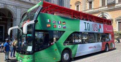 Rome: IoBus&RomeBoat Hop-On Hop-Off Bus and Boat Combo - Start on the bus or start on the Tiber: a smart way to plan your day