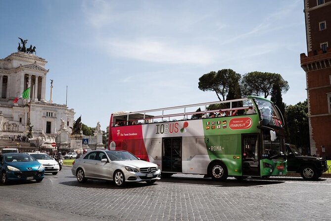 Rome: Panoramic sightseeing Bus Tour + City Highlights Audioguide - Circus Maximus and Teatro Marcello: big scale, great people-watching
