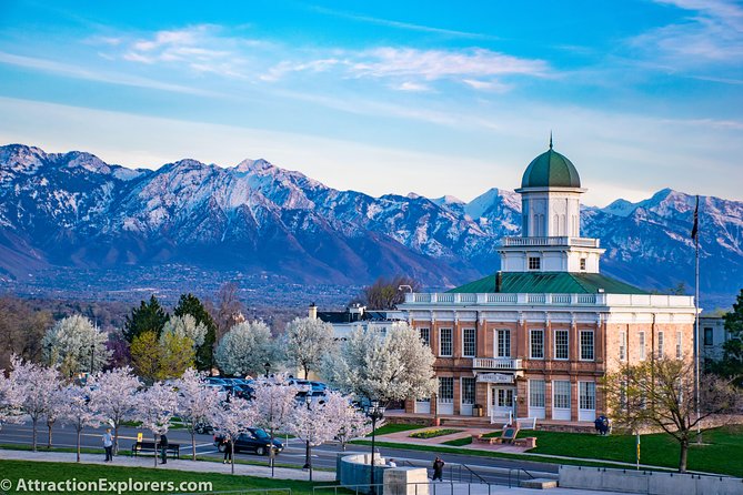 Salt Lake City Guided Bus Tour - Mormon pioneer markers: This Is the Place to the Meridian Marker