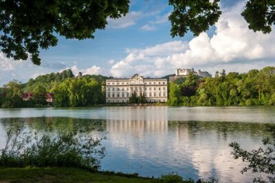 Salzburg Hop-On Hop-Off Bus Tour - Yellow vs. Blue lines: choosing your route (and not regretting it later)