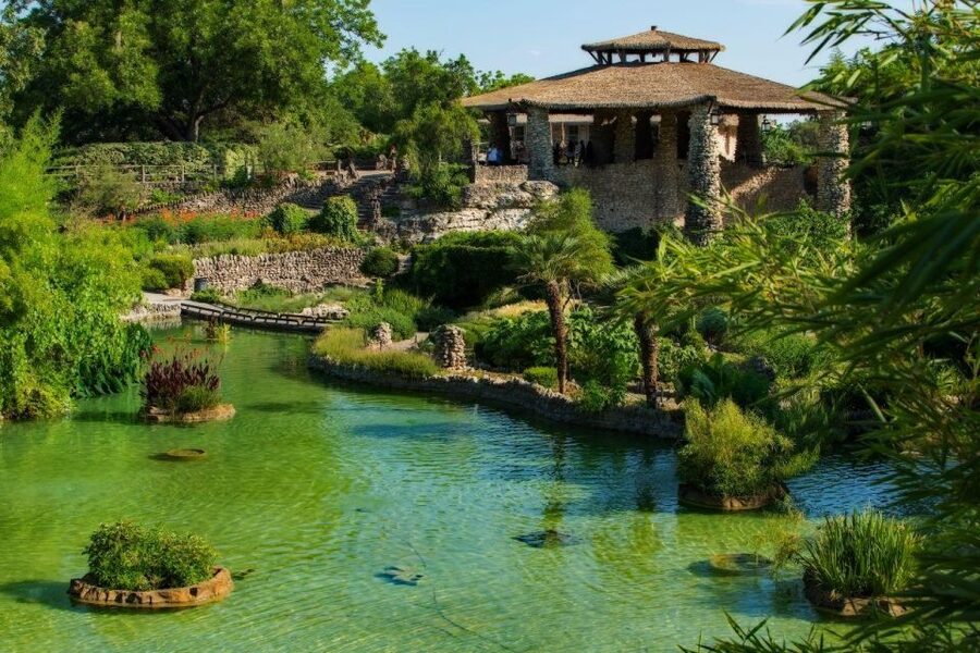 San Antonio: Hop-On Hop-Off Narrated Trolley Tour - North-Side Green Breaks: Japanese Tea Garden and the Botanical Garden
