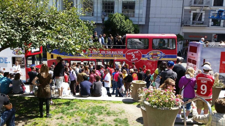 San Francisco: Hop-On Hop-Off Deluxe Bus Tour with 20 Stops - Key things to know before you ride