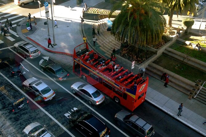 San Francisco Hop-on Hop-off Deluxe Tour 20 Stops 1 to 2 days - Comfort and Weather Reality: Wind, Cold, and Old Windows
