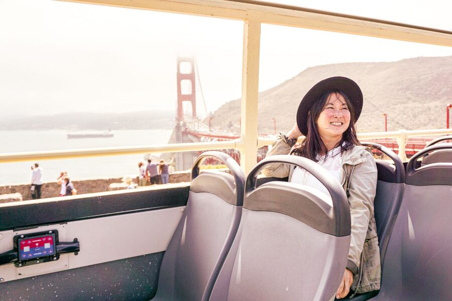 San Francisco: Hop-On Hop-Off Sightseeing Tour with 17 Stops - Using the audio and app so you don’t miss the point