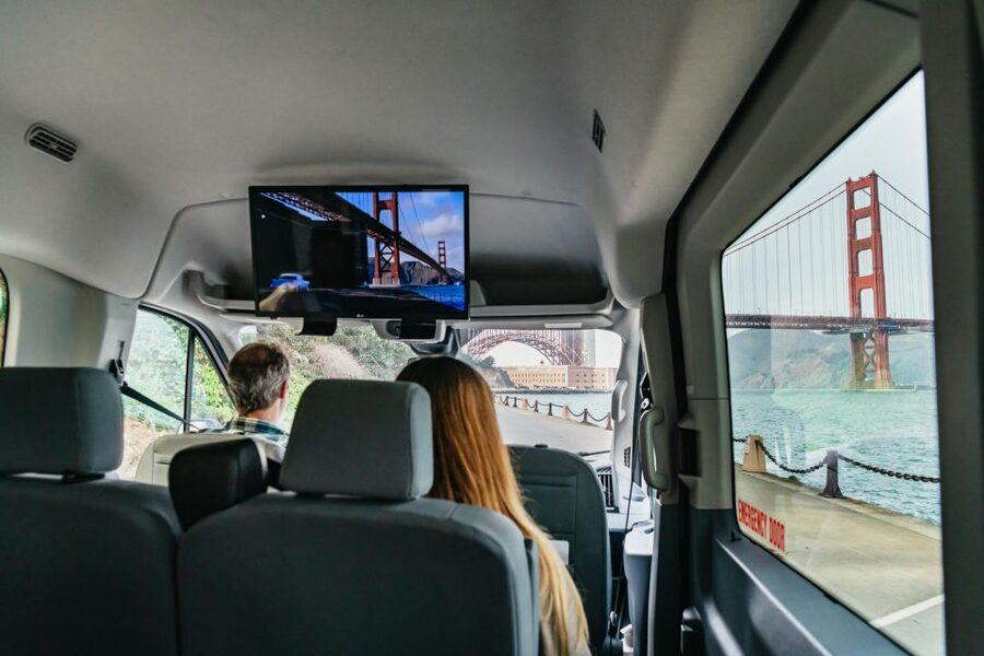 San Francisco: Movie Filming Locations Bus Tour - How the movie-location matching works from your bus seat