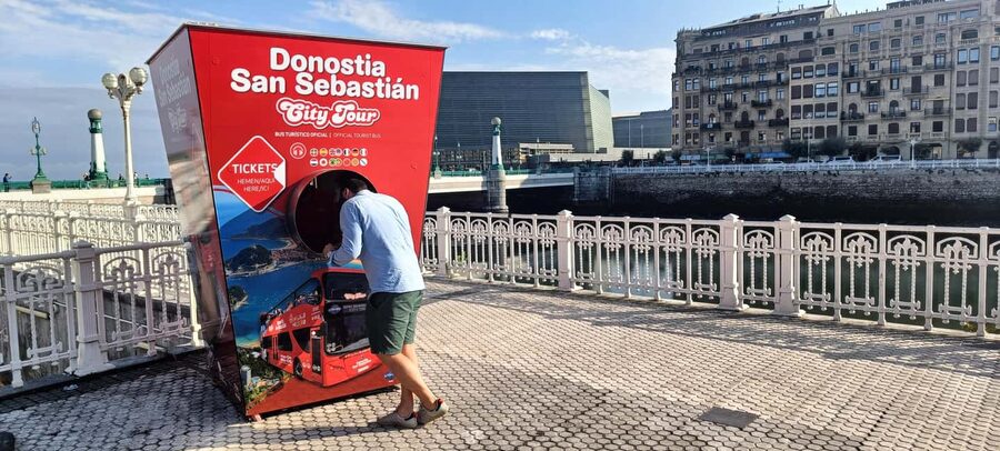 San Sebastian: Hop-On Hop-Off City Tour Bus - Route overview: the loop you can tailor