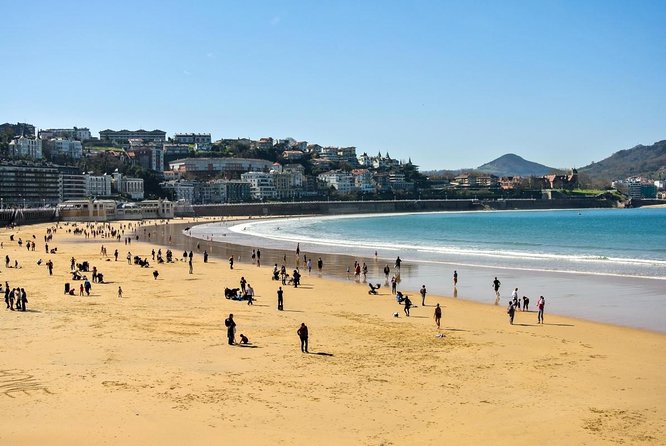 San Sebastian Hop On Hop Off Sightseeing Tour - Hop-on, hop-off freedom across 29 stops in about an hour