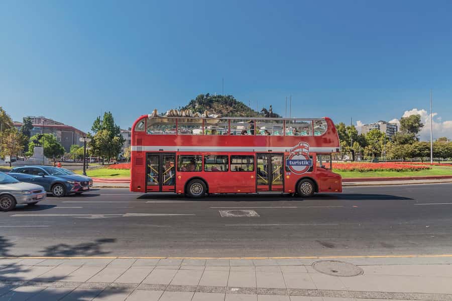 Santiago: 2-Day Hop-On Hop-Off Bus Ticket and Cable Car - Start Smart: Parque Arauco to Costanera Center