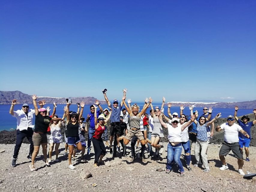 Santorini 2-Day Combo: Volcano Boat Cruise & Island Bus Tour - Oia at sunset: using your free time without losing your spot
