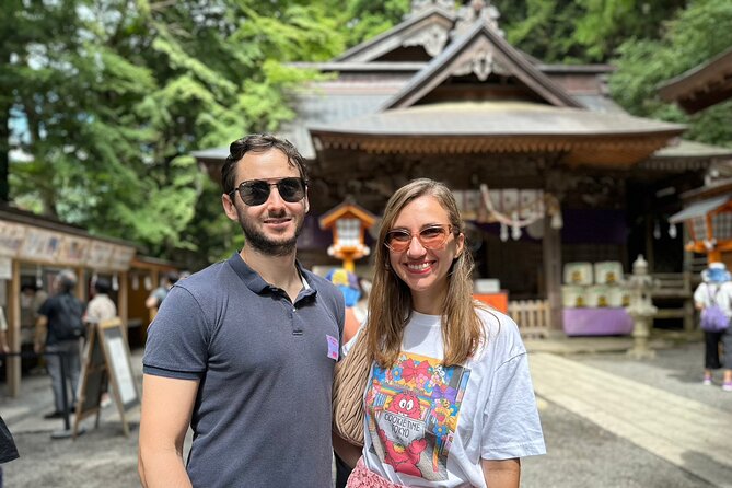 Scenic Spots of Mt Fuji and Lake Kawaguchi 1 Day Bus Tour - Meeting in Shinjuku and How the Day Actually Moves
