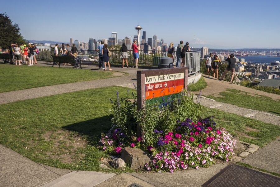 Seattle: Sightseeing Bus Tour with the Ballard Locks - Should You Book This Gray Line Seattle Bus Tour?