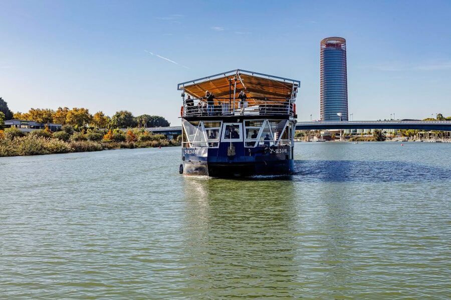 Sevilla: Hop-On Hop-Off & Walking Tours, Cruise & Flamenco - Maria Luisa Park and Plaza España at 10:00: the morning stroll that sets the tone