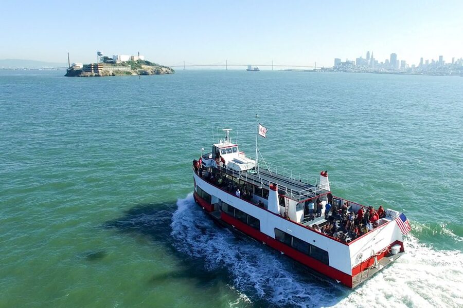 SF: Golden Gate Cruise & Hop-On Hop-Off Bus Tour (Save 15%) - Listening Tips: Audio, Earbuds, and Language Coverage